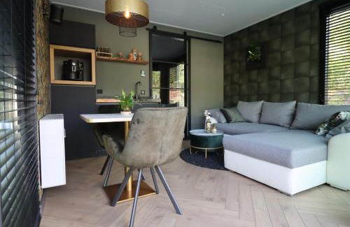 Merselo Resort | Loo Mare - Floating Tiny House All inclusive