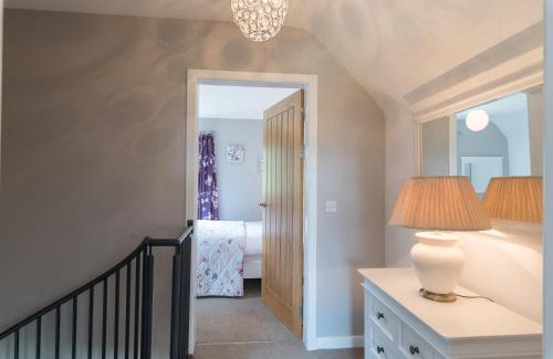 Newton Stewart Ski Chalet | Lord Galloway 33 with Hot Tub