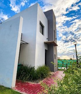 Federacion House | Los Carpinchos: Duplex