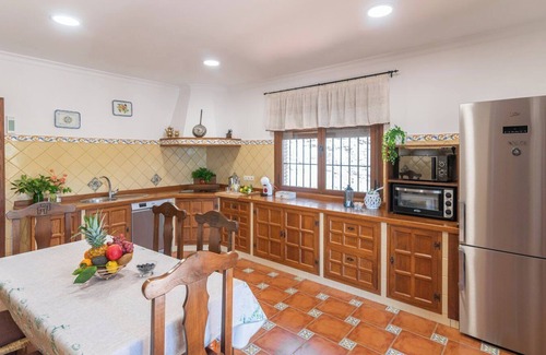 Antequera Villa | Los Menhires Villanueva de la Concepción by Ruralidays