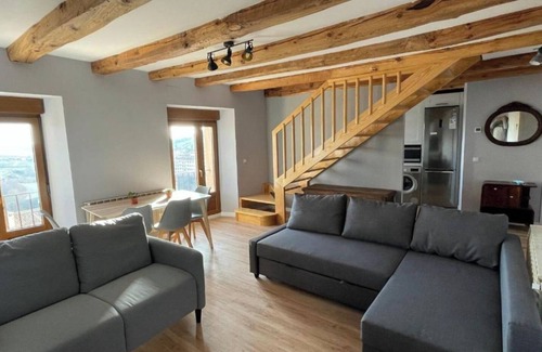 Sepulveda Apartment | Los Templarios 2