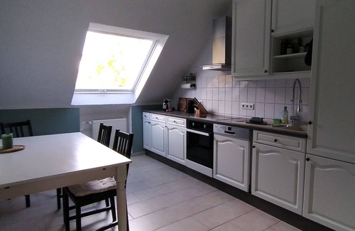 Schwelm Apartment | Lots of space & lots of sun Family-friendly apartment near the forest