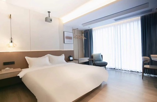 Xiangqiao Qu Apartment | Lotus International Hotel