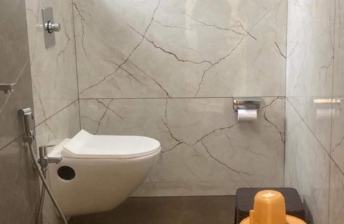 Chendhare Hotel | Lotus The Lake view Resort