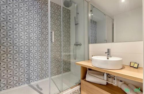 Vanves Apartment | Louis Vicat 6 - CI - Ideal apartment for 4 Paris Expo Porte de Versailles