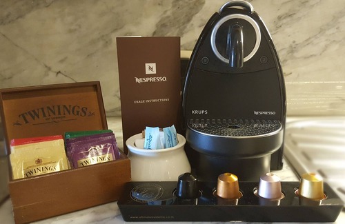 Bang Rak Apartment | Lounge Access City-View with Breakfast