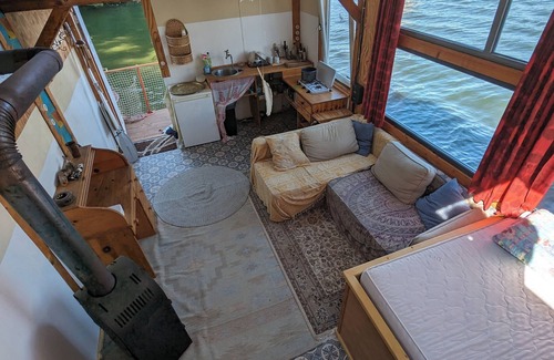 Rummelsburg Boat Rental | Love Boat!