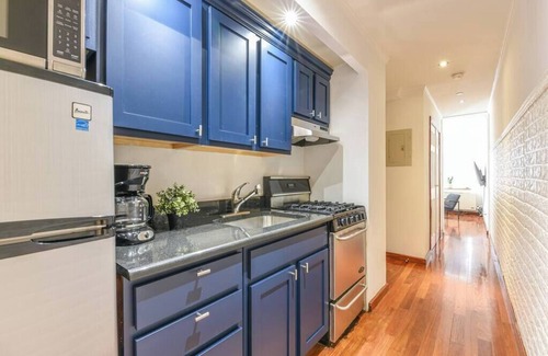 Chelsea Apartment | Lovely 1-Bed w/Balcony, elevator bld