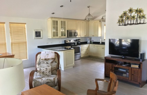 Jensen Beach House | Lovely 1 Bedroom House on the Indian River Waterway in Jen. Bch.