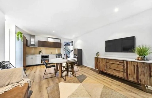 Fingal Apartment | Lovely 1 Bedroom Holiday Apartment