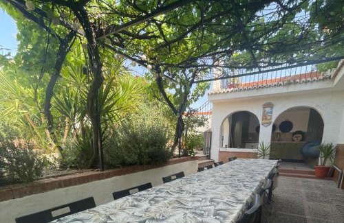 Cacin Villa | Lovely 10-Bed Villa with Private Pool & Garden