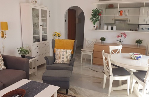 Mijas Apartment | Lovely 2-bed Calahonda Apartment sea & Golf Views