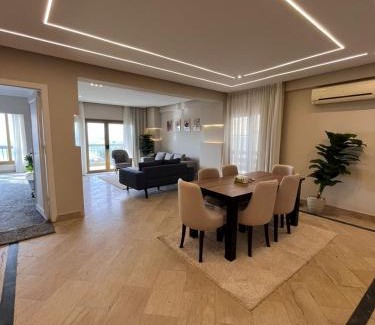 Al-Basatin Apartment | Lovely 4BR with direct nile view