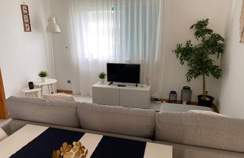 Quiaios Apartment | Lovely and Cozy Quiaios 1 Bed Apartment