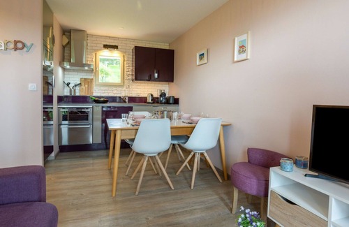 Benerville-sur-Mer Apartment | Lovely apartment for 4 guests with WIFI, TV and balcony