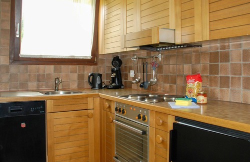 San Bernardino Apartment | Lovely apartment for 4 guests with WIFI, pool, TV, balcony, pets allowed and panoramic view