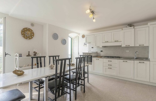 Latte Apartment | Lovely apartment for 4 guests with WIFI, pool and TV