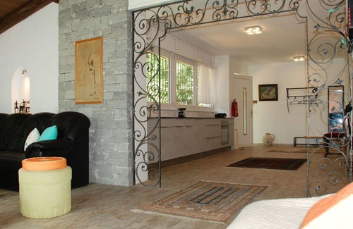 Negrentino Apartment | Lovely apartment for 4 people with WIFI, pool, TV, patio, pets allowed and panoramic view