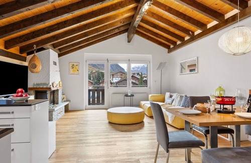 Graechen Apartment | Lovely apartment for 4 people with WIFI, TV, balcony and panoramic view