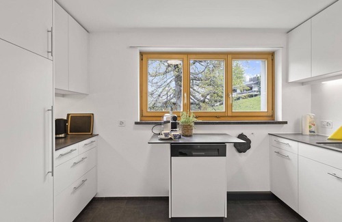 Parpan Apartment | Lovely apartment for 6 guests with WIFI, TV and balcony