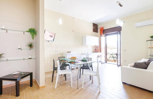 Piazza Roma Apartment | Lovely apartment in Lettere -NA-