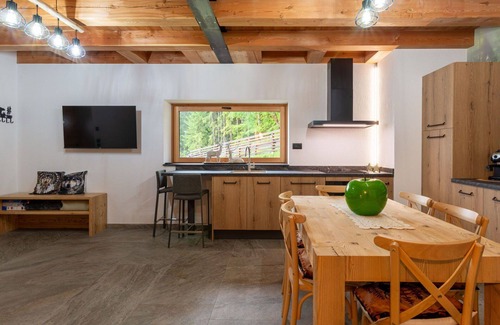 Livo Villa | Lovely apartment in villa for 4 guests with WIFI, TV, patio and panoramic view
