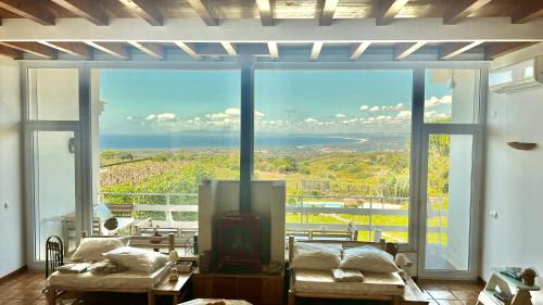 Aldeia do Meco Villa | Lovely Beach House with Stunning View