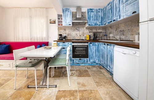 Golturkbuku Apartment | Lovely Flat with Pool and Nature View in Bodrum