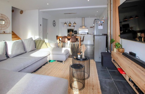 Morieres-les-Avignon House | Lovely home in Morières-lès-Avignon