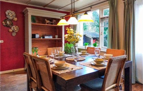 Arendonk House | Lovely Home In Arendonk With Sauna