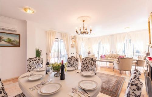 Torrequebrada House | Lovely Home In Benalmádena