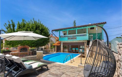 Gabonjin House | Lovely Home In Gabonjin With Kitchen