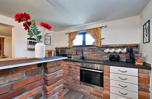 Brckovljani House | Lovely home in Hrebinec with WiFi