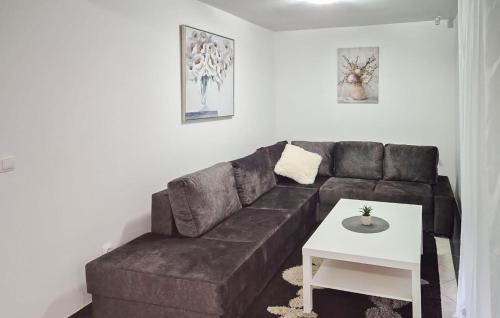 Kapela House | Lovely Home In Kapela