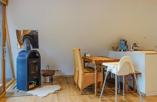 Feriendorf Im Killerberg House | Lovely home in Kerschenbach with WiFi