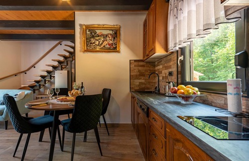 Otocac House | Lovely home in Lipovlje