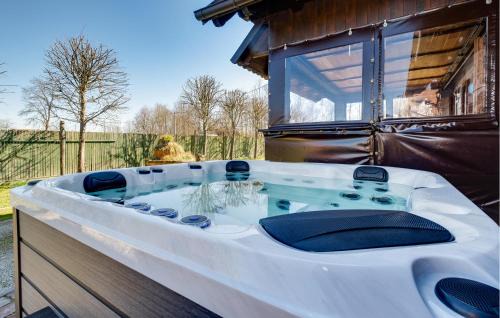 Mala Ludina House | Lovely Home In Mala Ludina With Sauna