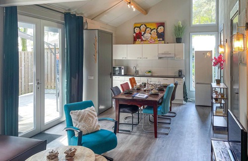 Langstraat House | Lovely home in Meijel with WiFi