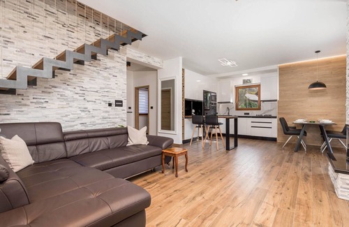 Mrkopalj House | Lovely home in Tuk Vojni