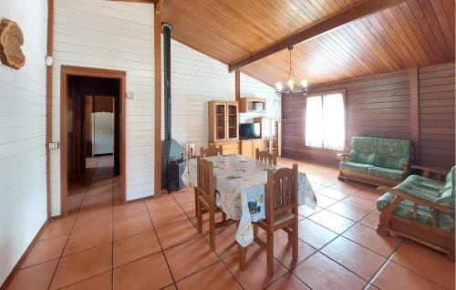 Turis House | Lovely Home In Turís With Swimming Pool