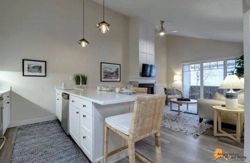 Midtown Anchorage Apartment | Lovely in every way, your new Anchorage retreat