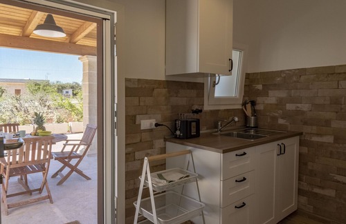 Impalata Villa | Lovely little house with private pool and flower garden - Sea of Monopoli