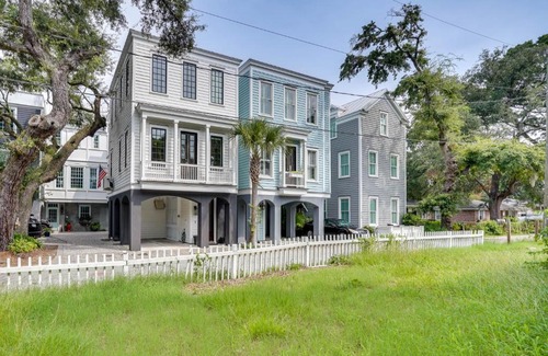 Old Village House | Lovely Mt Pleasant Townhouse with Central Location!