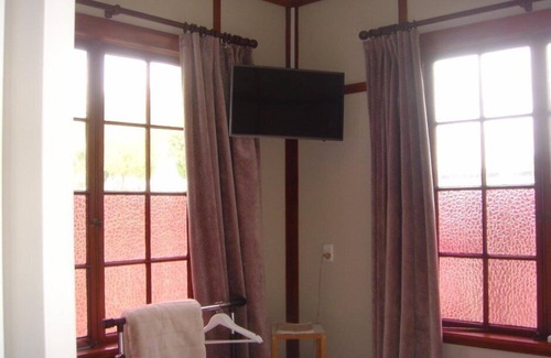 Ophir Condo | Lovely overnight double room with en-suite