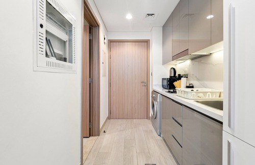 Jadaf Apartment | Lovely Studio with Cozy Balcony and Outdoor Pool