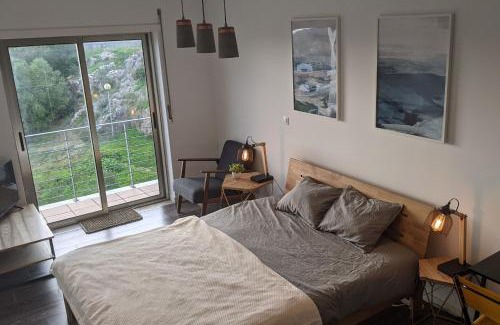 Santana Apartment | LovelyStay - Sesimbra 3BDR Apartment W/Terrace