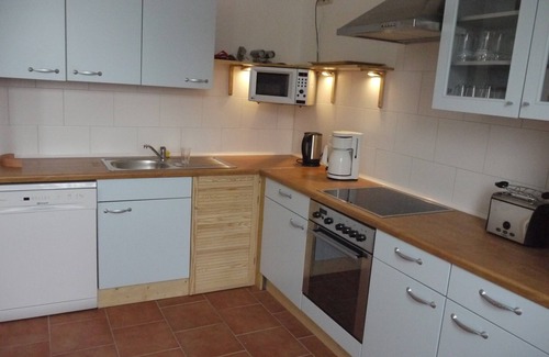 Bovenden House | Lovingly renovated in a prime location for up to 8 people