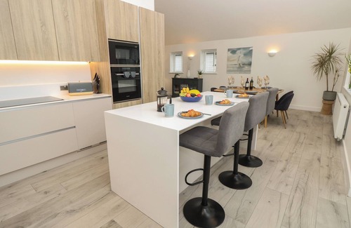 Freshwater Cottage | Low Tide Loft