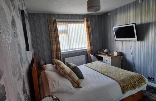 Plean Bed & Breakfast | Lowefield B&B