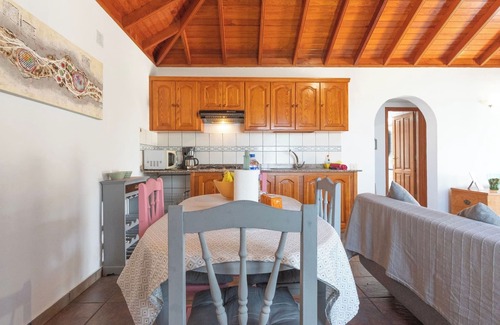 Los Llanos de Aridane House | LP1125 Holiday cottage with private pool in Los Llanos